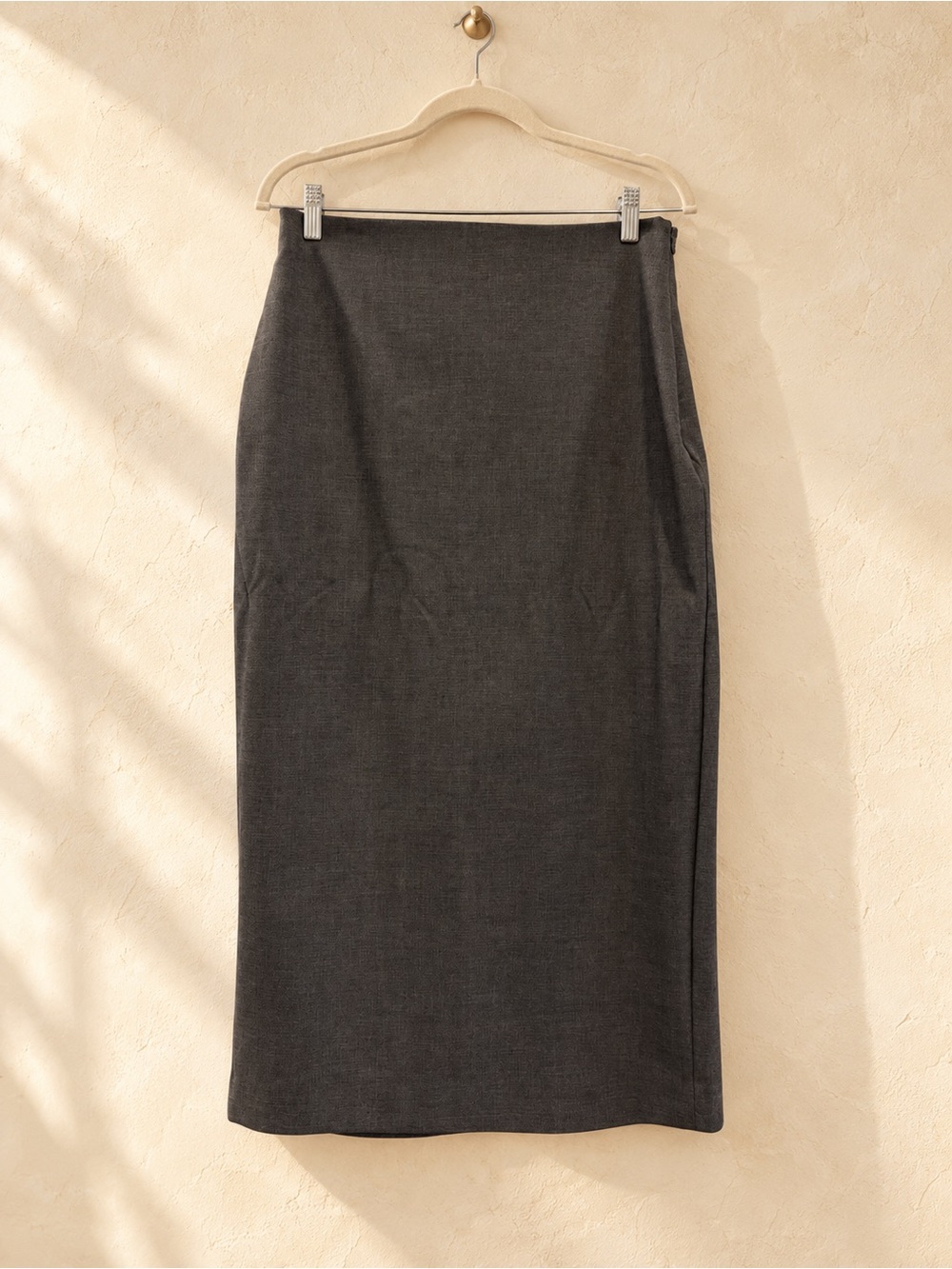 RW&CO Charcoal Grey Stretch Midi Pencil Skirt | Size 10 US | Like New